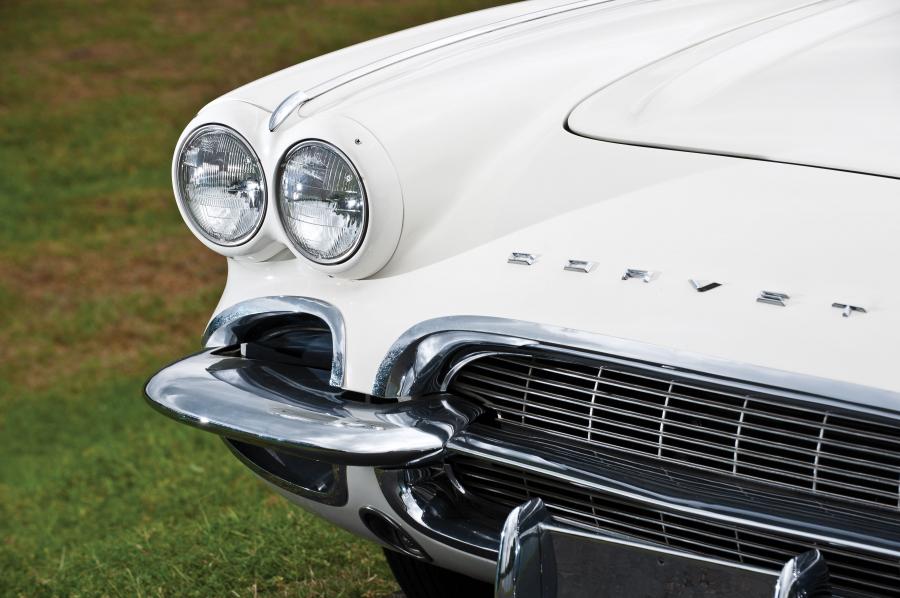  Chevrolet Corvette Convertible 1961 года  (фото 17 из 25)